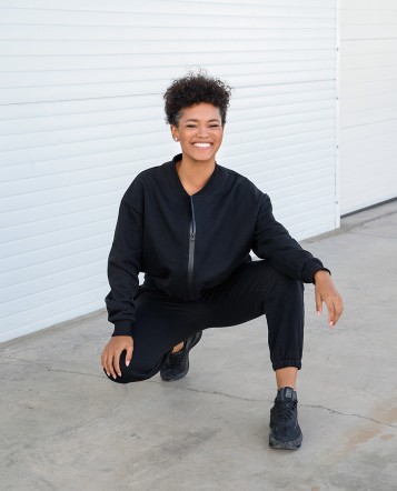 Sporty Black Sweatshirt