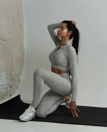 Level 6 Grey crop blouse