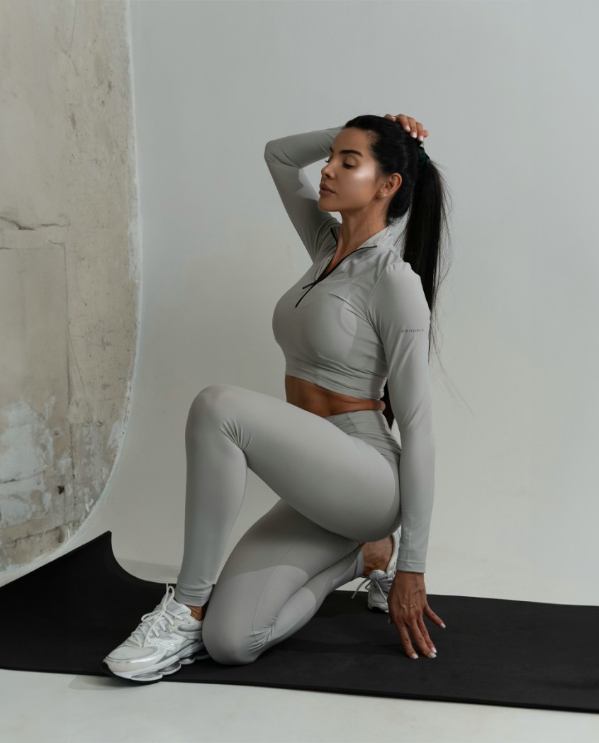 Level 6 Grey crop blouse