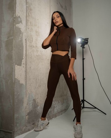Level 5 Brown tights