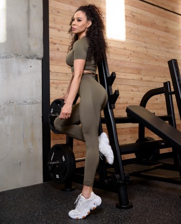 New Seamless green tights