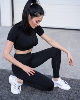 Seamless Edition Black кроп тениска - 3