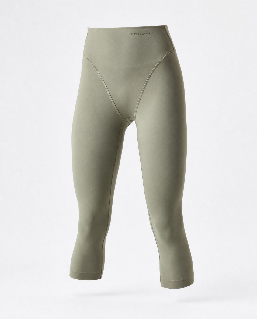 Level 6 Lichen capri tights