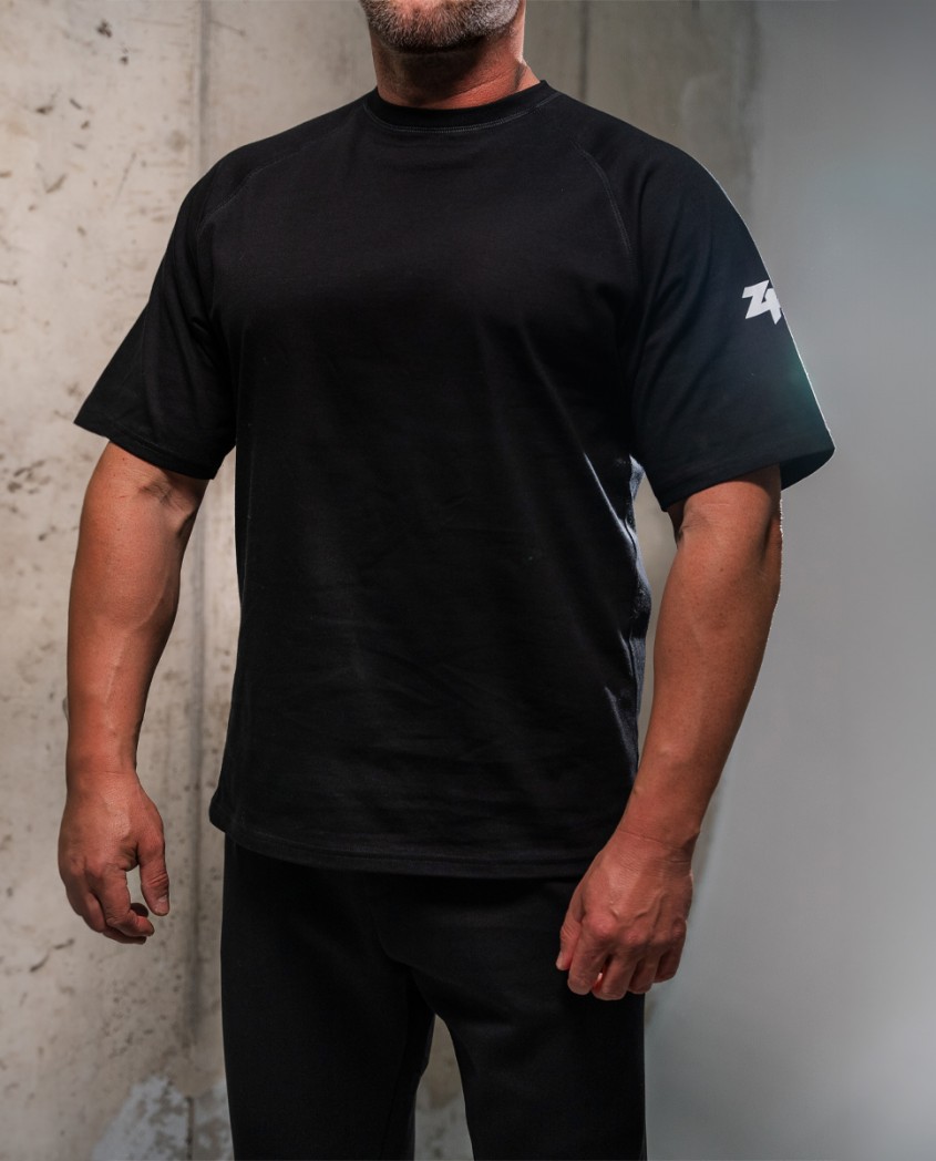 Loose men black T-shirt
