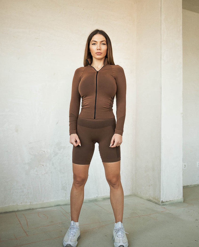 Seamless Marrone Crop клин